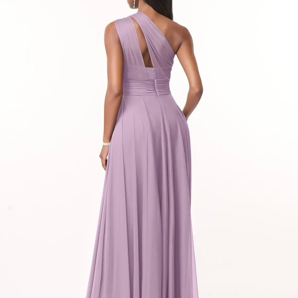 Gorgeous floor length gown - Picture 3 of 9